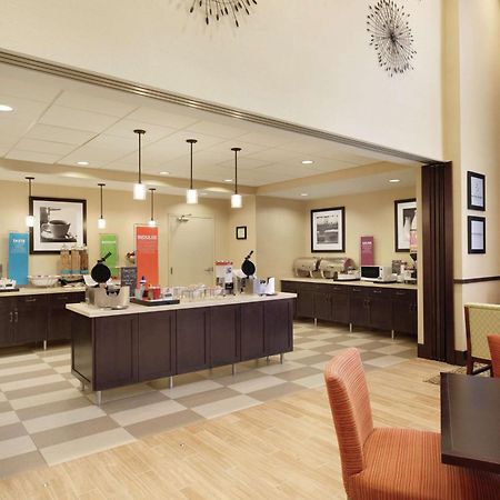 Hampton Inn & Suites Philadelphia Montgomeryville North Wales Exterior foto